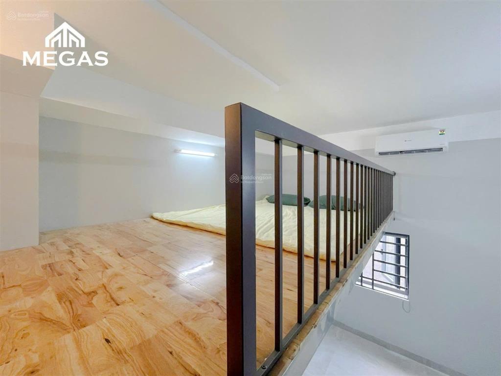 Duplex cửa sổ trời mới xây ngay tô ký  đi bộ qua cvpm quang trung