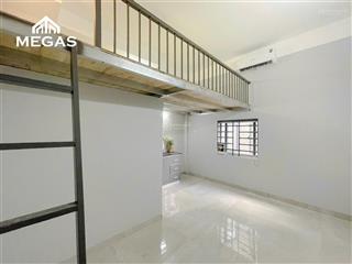 Duplex cửa sổ trời mới xây ngay tô ký  đi bộ qua cvpm quang trung