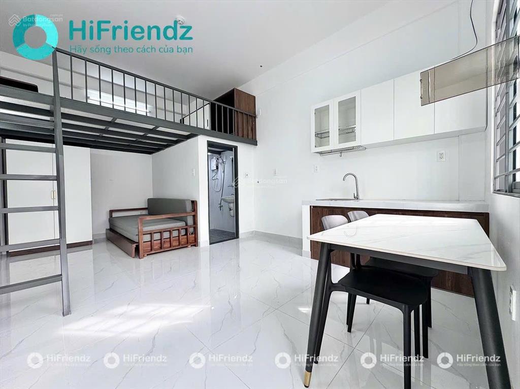 Chính chủ cho thuê gác 35m2 cách gtvt 500m, đầy đủ nội thất, ở 45 người thoải mái, thang máy