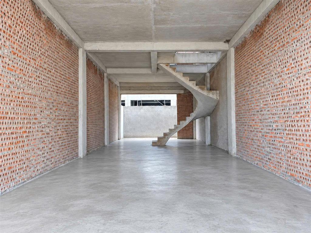 Cho thuê lk thô 4,5 tầng giá chỉ 6 triệu/tháng tại kđt thanh hà