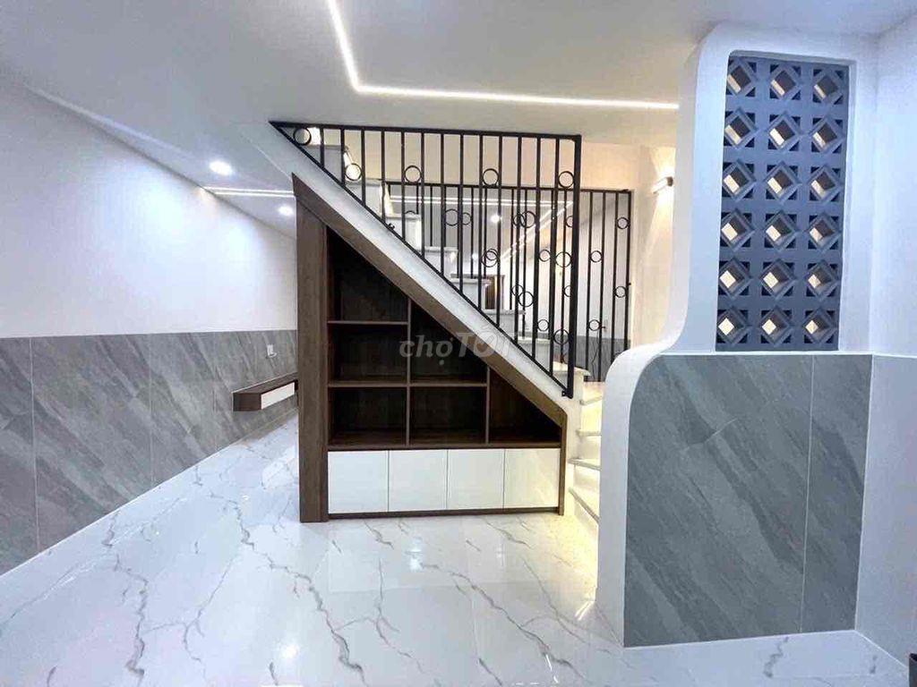 Nhà hẻm 2 xẹc gần đường Quang Trung