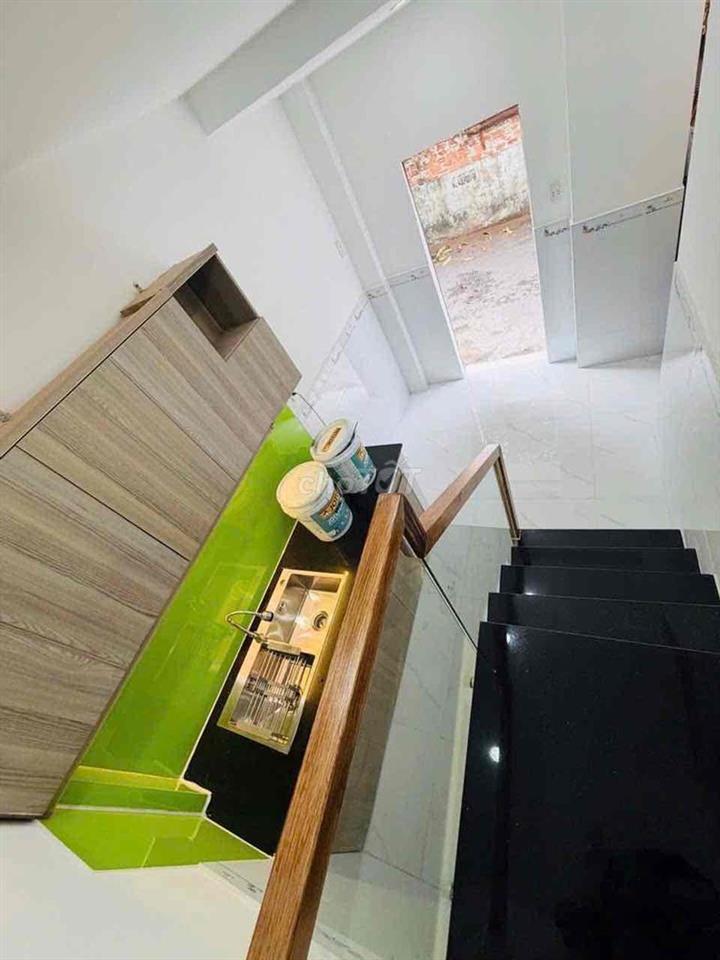 Nhà hẻm 1 xẹc đường Nguyễn Thái Sơn