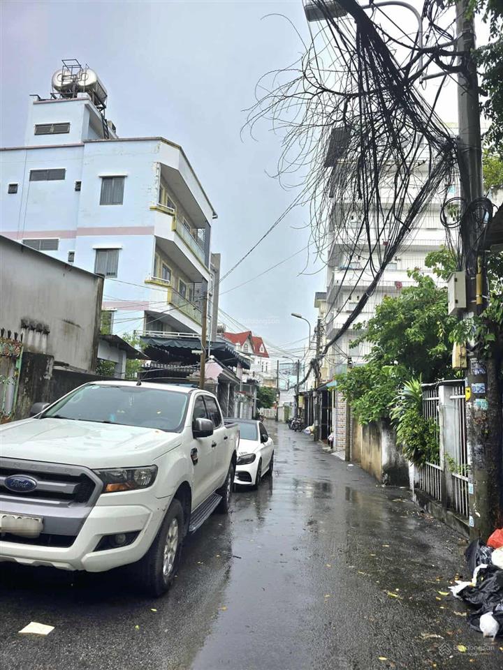 Siêu hiếm linh chiểu  gần vincom thủ đức 116m ,3 tầng, dòng tiền 30tr/tháng ,shr, ô tô né nhau.
