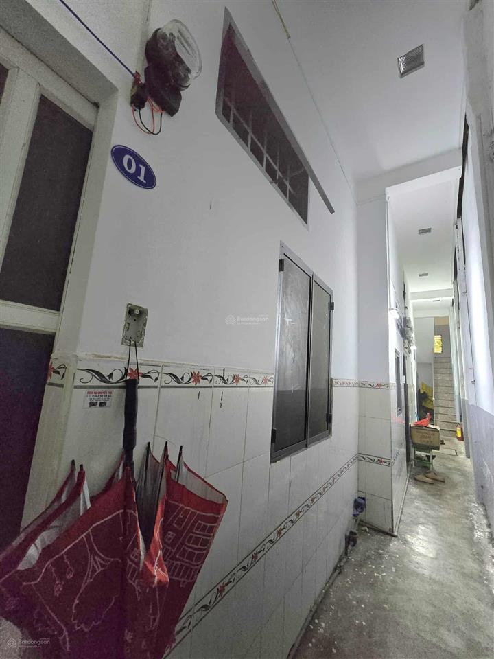 Siêu hiếm linh chiểu  gần vincom thủ đức 116m ,3 tầng, dòng tiền 30tr/tháng ,shr, ô tô né nhau.