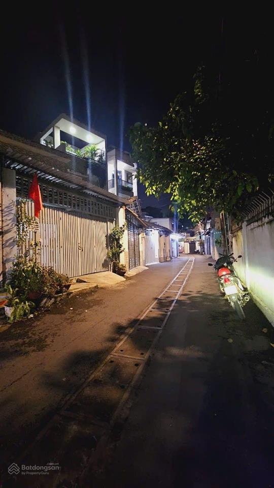 Nhà biệt thự cổ 2 tầng 118m² đường số 11 bình thọ, gần vincom, võ văn ngân