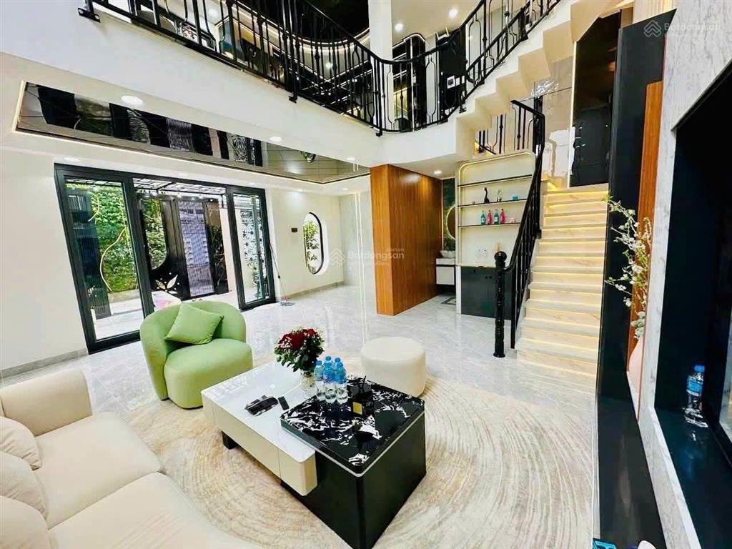 Căn góc 2 mt hẻm xe hơi 76m2 4 tầng gò vấp, nhà mới ở ngay, 8.7 tỷ