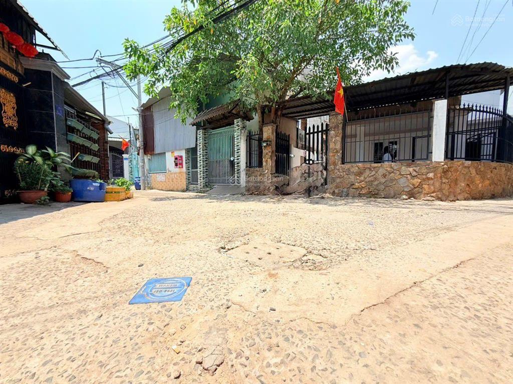 Cần tìm góc 2 mặt tiền ngang 7m hiếm có chỉ 4,5 tỷ! đường số 3, tăng nhơn phú b, tp thủ đức.