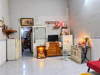 Nhà trường thọ, thủ đức, 70m, 6,3 tỷ ngang 5m hẻm 2 ô tô tránh có phòng ngủ tầng trệt,