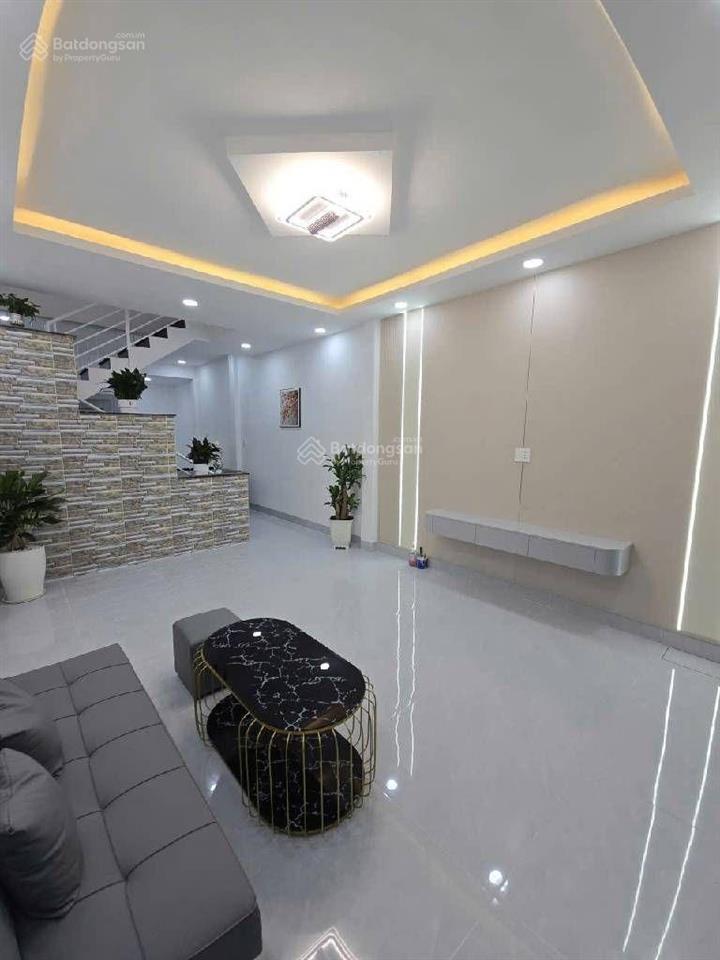 Gấp hẽm 0to 50m2 ( 4 x 12 )  3 tầng 3. tỷ