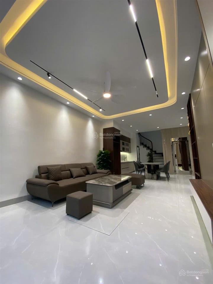 Bán nhà huỳnh tấn phát  long biên 5 tầng 48m2 thang máy full nội thất 12,8 tỷ
