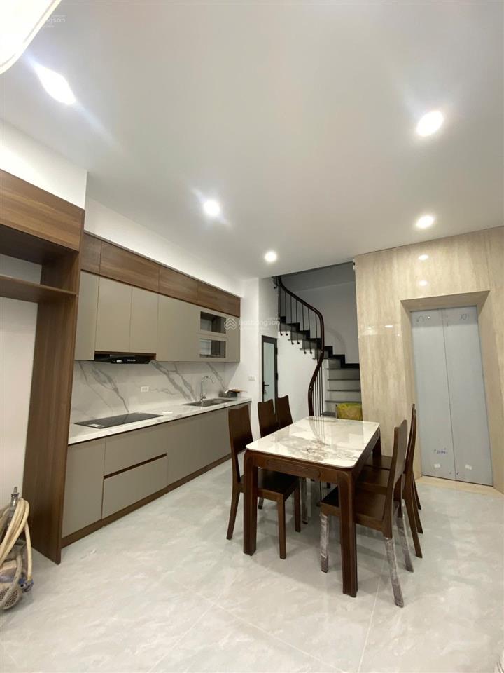 Bán nhà huỳnh tấn phát  long biên 5 tầng 48m2 thang máy full nội thất 12,8 tỷ