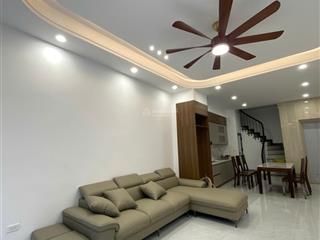 Bán nhà huỳnh tấn phát  long biên 5 tầng 48m2 thang máy full nội thất 12,8 tỷ