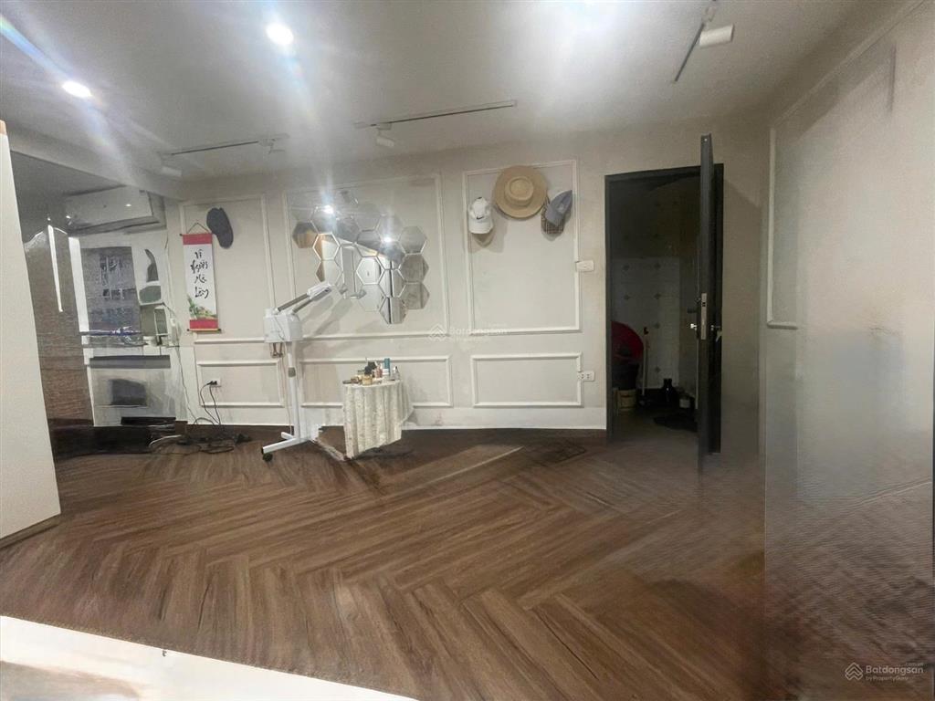 Cho thuê ccmn trần duy hưng t1 vừa ở vừa kinh doanh giá 8,5 triệu