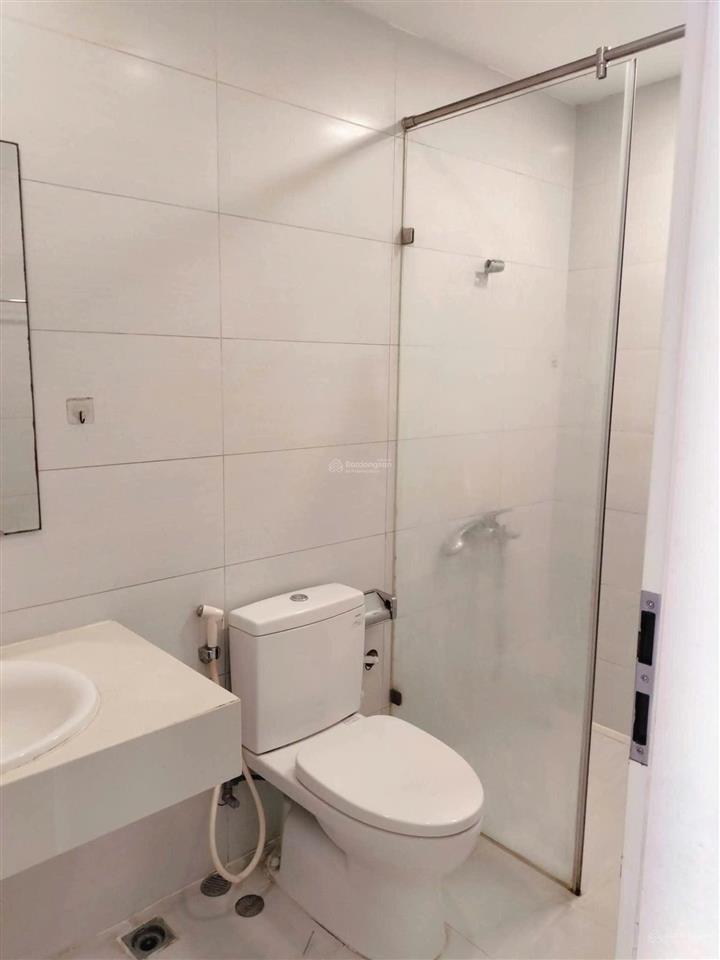 Cho thuê nhà giải phóng 90m giá 12tr
