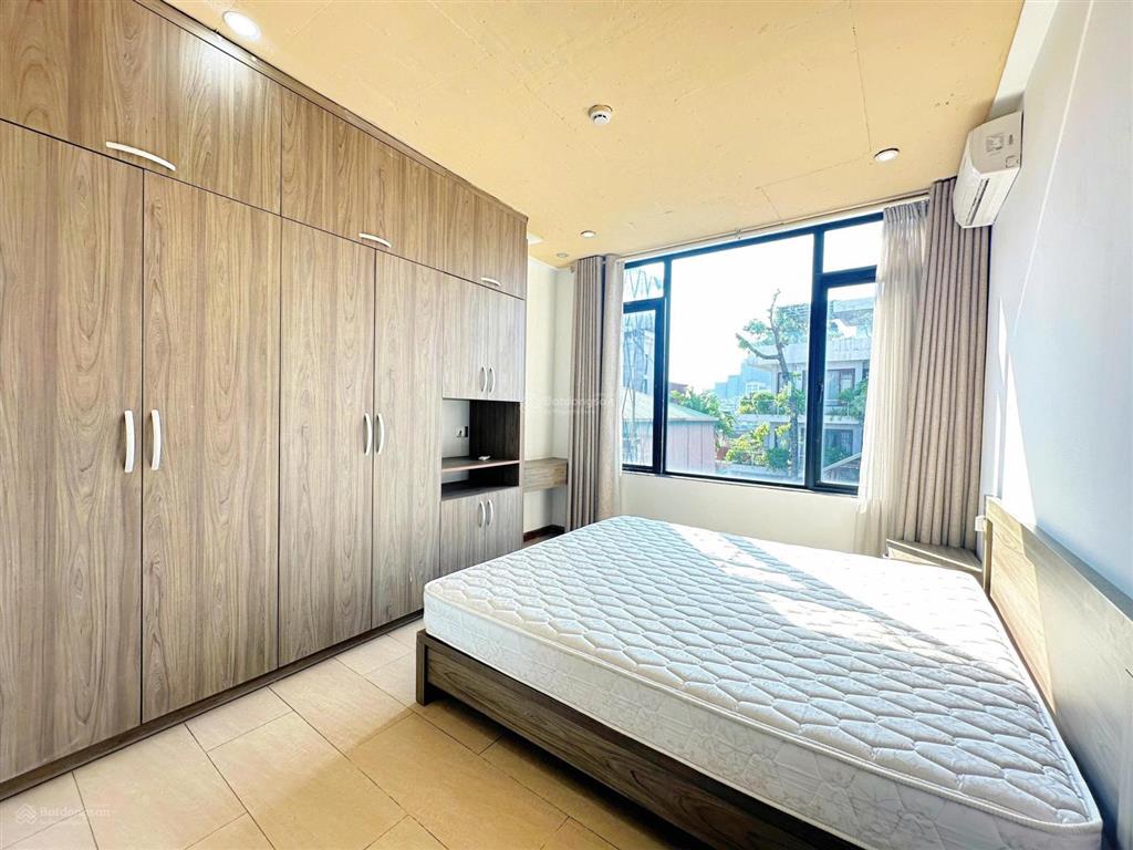 Cho thuê căn hộ 1 ngủ 1 khách phố từ hoa  tây hồ