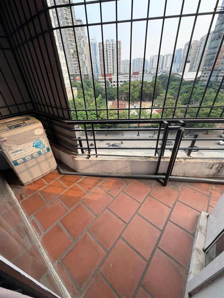 Cho thuê ccmn 70m ngõ 156 trần duy hưng 2n1k giá 8tr