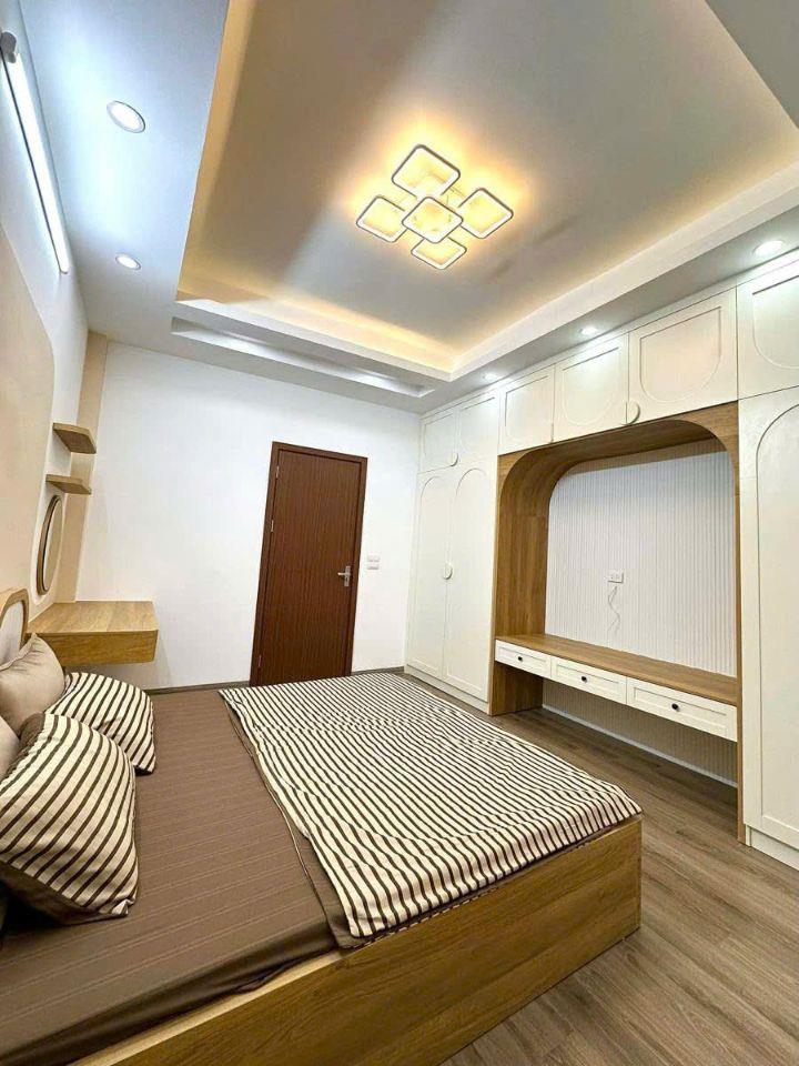 BÁN CĂN HỘ HOÀNG CẦU – NGÕ 61 | CĂN GÓC | 65M² | VIEW HỒ | DÂN TRÍ CAO | GIÁ 9 TỶ