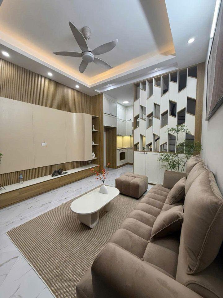 BÁN CĂN HỘ HOÀNG CẦU – NGÕ 61 | CĂN GÓC | 65M² | VIEW HỒ | DÂN TRÍ CAO | GIÁ 9 TỶ