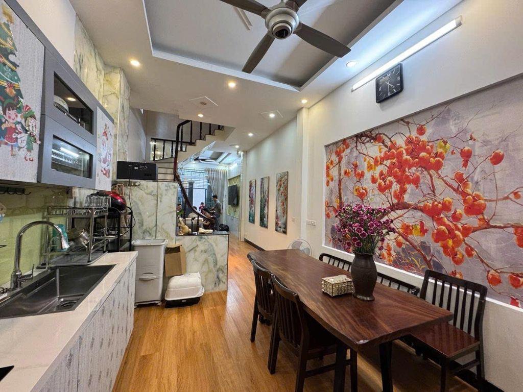 CỰC HIẾM – CHUNG CƯ CT2C HOÀNG CẦU | 69M² | 3 MẶT THOÁNG | VIEW HỒ | GIÁ 7.5 TỶ 