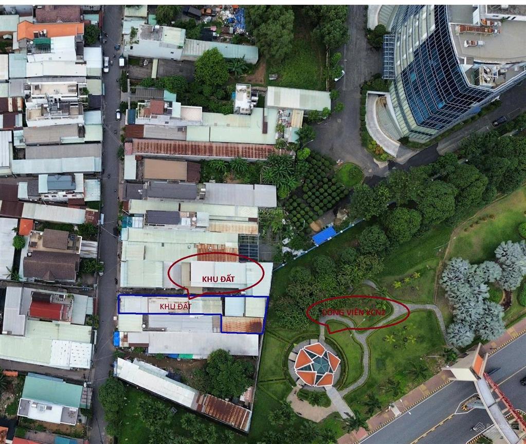 Cần bán lô đất có 8 phòng trọ cả nhà
