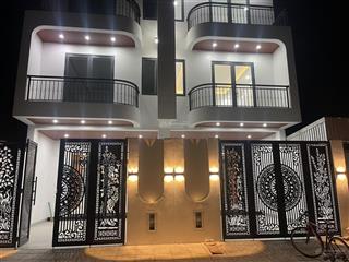Cần bán nhà mới xây sổ hoàn công đầy đủ