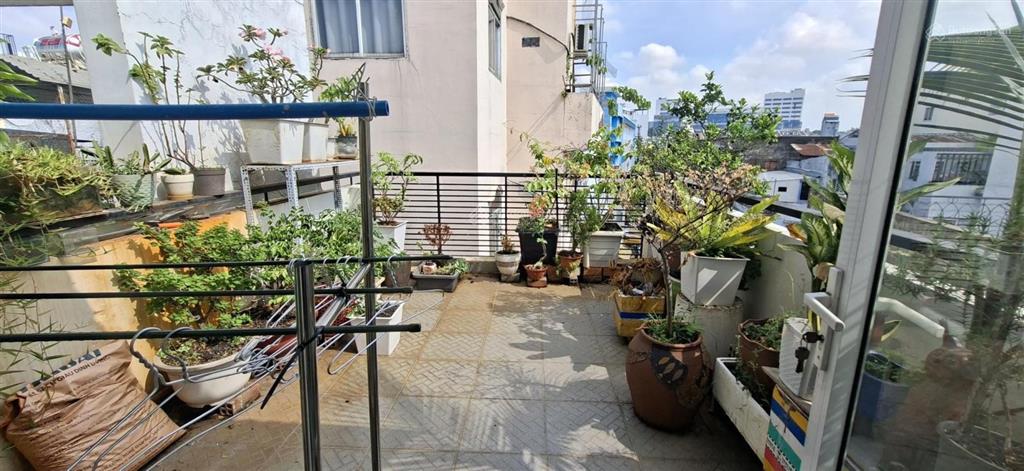 Bán nhà quận 10  1 căn ra mặt tiền đường vĩnh viễn q.10  chỉ 7.39 tỷ