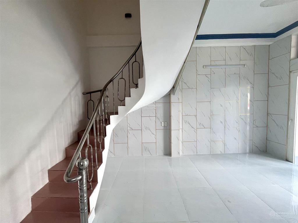 Bán nhà hẻm quốc lộ 50, xã hưng long, bình chánh, tp.hcm  1 trệt 1 lầu  3 tỷ 480 triệu