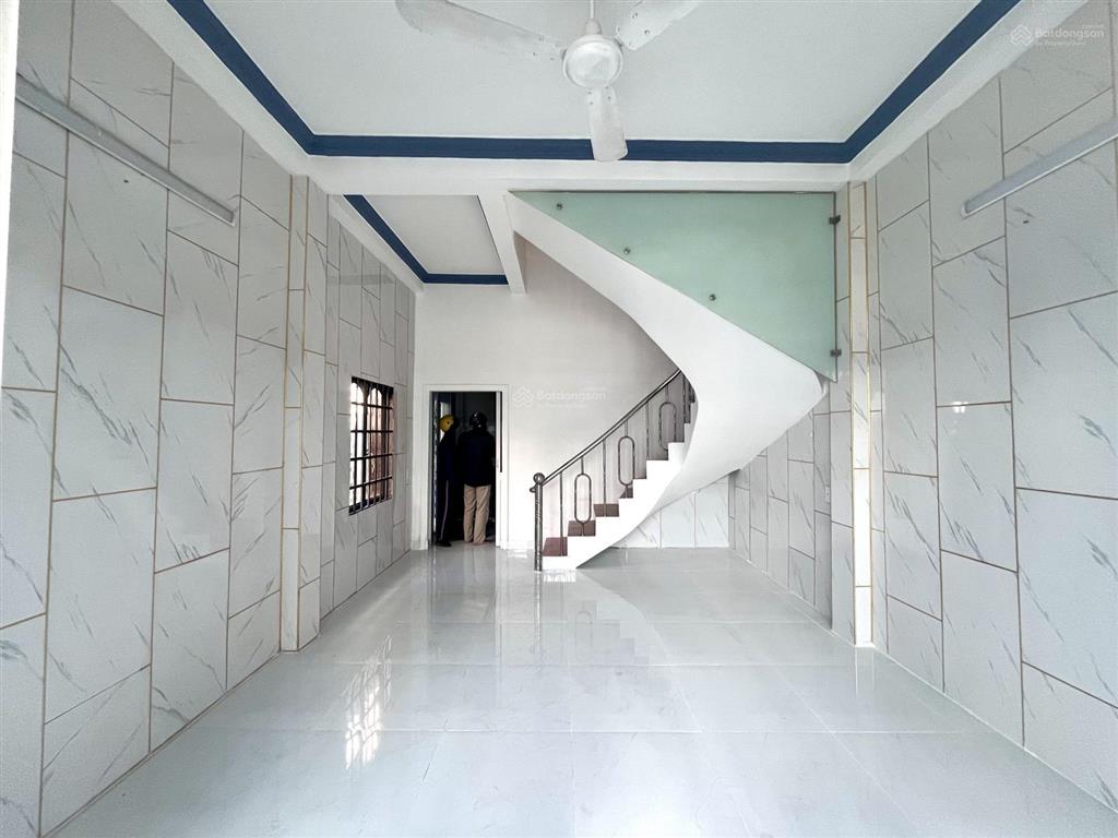Bán nhà hẻm quốc lộ 50, xã hưng long, bình chánh, tp.hcm  1 trệt 1 lầu  3 tỷ 480 triệu
