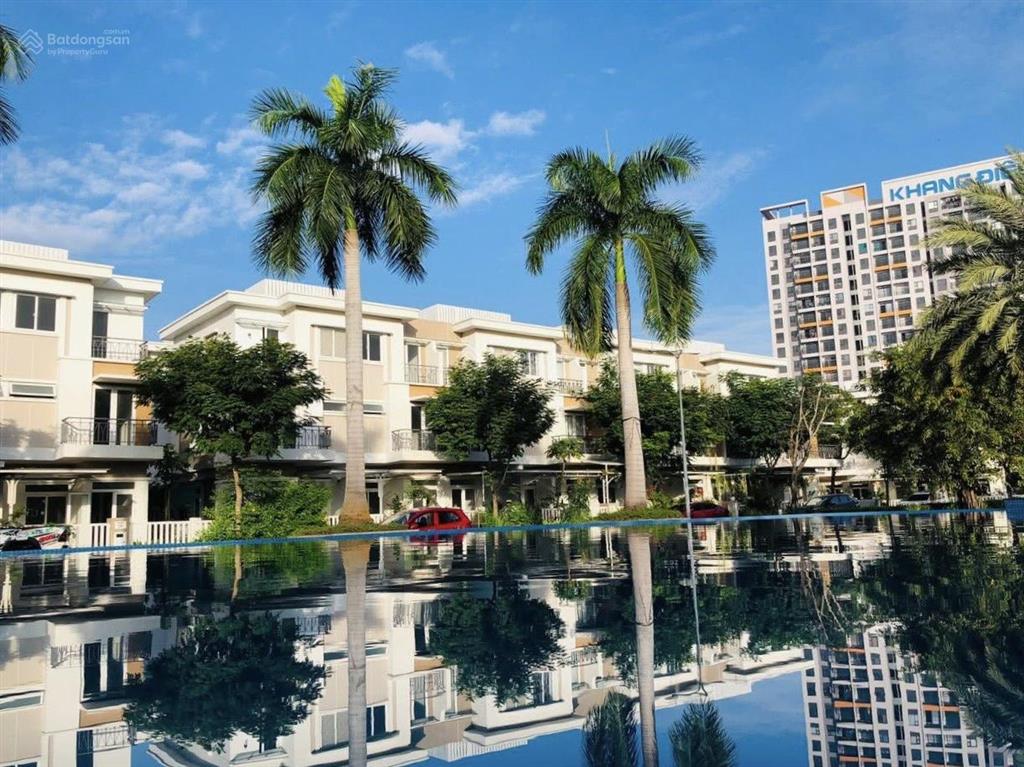 Biệt thự view công viên đẹp nhất dự án lovera park, dt 200m2, hồ cá koi, chỉ 15 tỷ