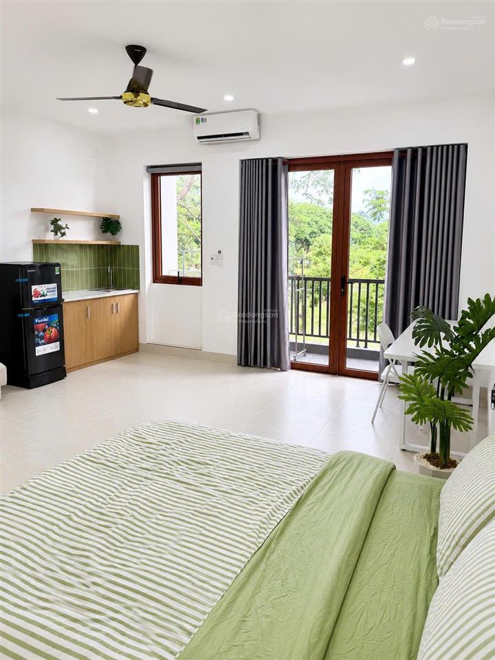 Cho thuê phòng studio full nội thất  dọn vào ở ngay  kế bên trường đại học kinh tế