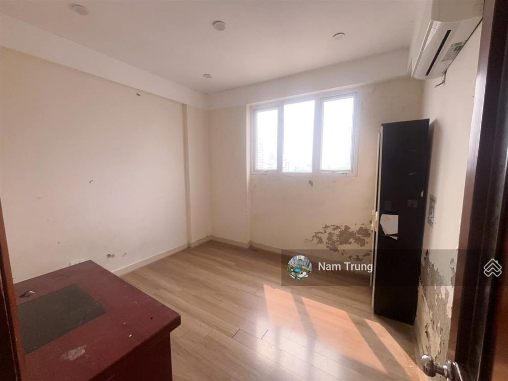 Bán căn hộ ct2 hoàng cầu , đống đa 69m2 ,2 ngủ ,2vs  0914 239 ***