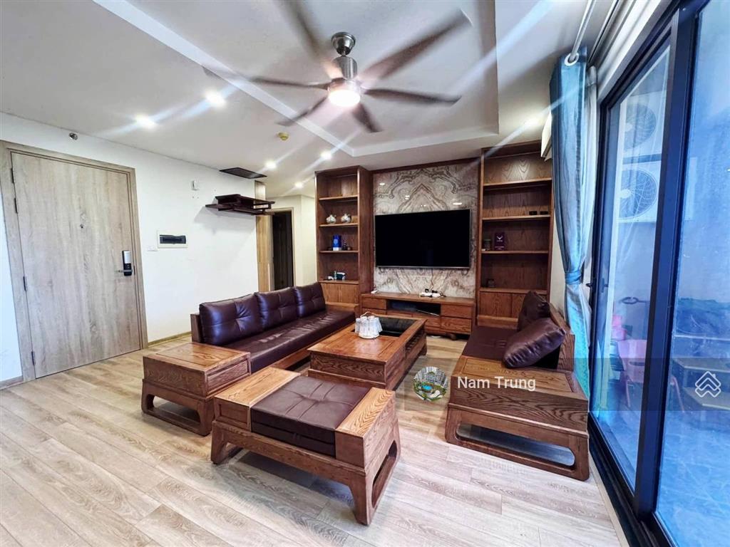 Bán căn hộ cc  toà river view tây hồ dt  95m2 , 3 ngủ , 2 vs ,7ty3  0914 239 ***