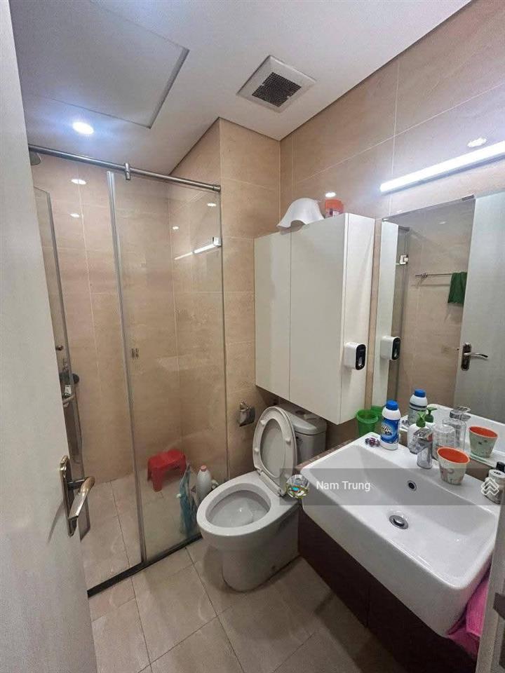 Bán căn hộ lô góc chung cư 47 nguyễn tuân  98m3pn2wcslot ô tô  , 0914 239 ***