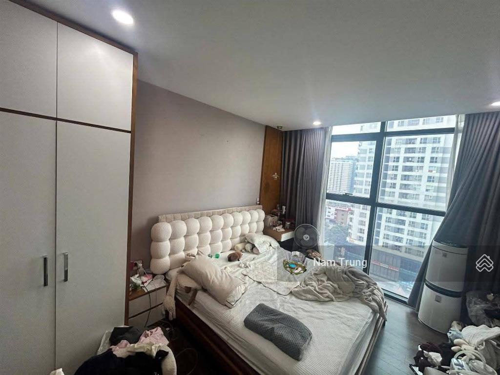 Bán căn hộ lô góc chung cư 47 nguyễn tuân  98m3pn2wcslot ô tô  , 0914 239 ***
