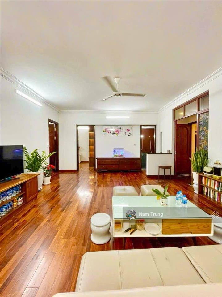 Bán căn hộ 24t2 hoàng đạo thúy , 162m2 , 4 ngủ , 86tr/m  0914 239 ***