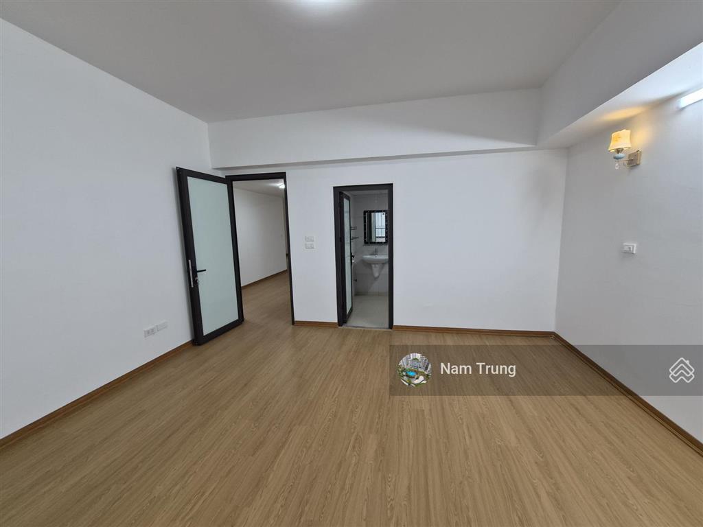 Nhà em bán căn hộ 131 trần phú , 155m2 , giá 8ty9  0914 239 ***