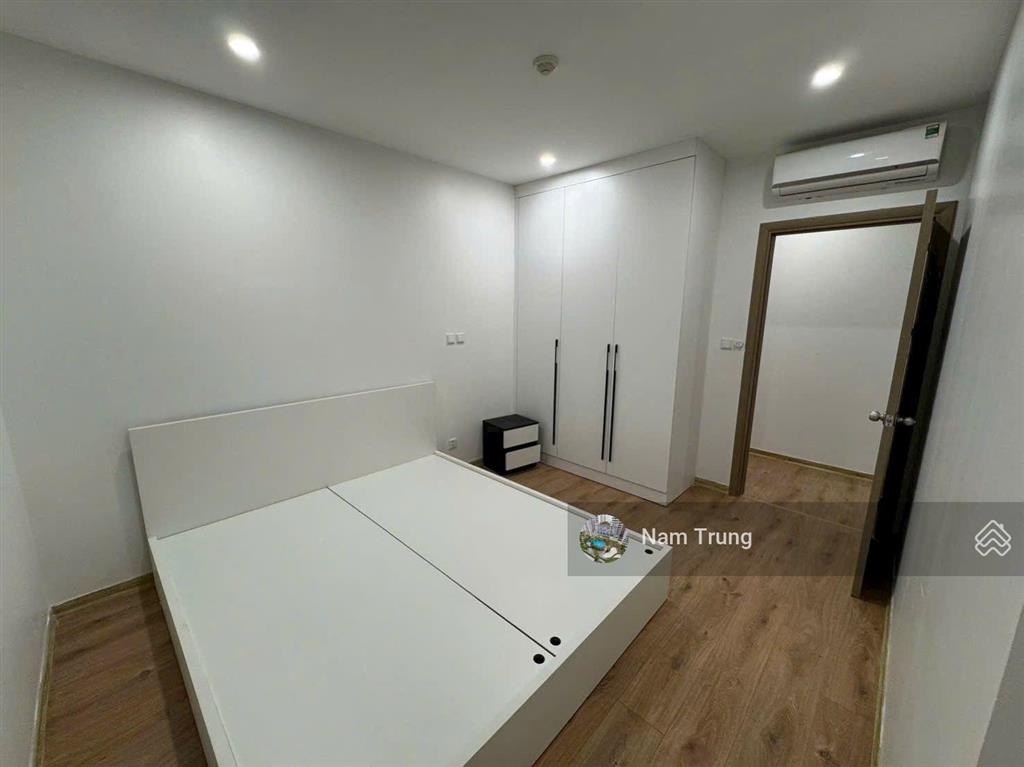 Bán căn hộ 17t5 hoàng đạo thúy , 152m2 ,74tr/m  0914 239 ***