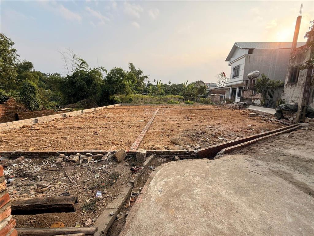 Loanh quanh 2 tỉ có ngay lô đất 91m2 full thổ cư tại đông phương yên, chương mỹ, hà nội.
