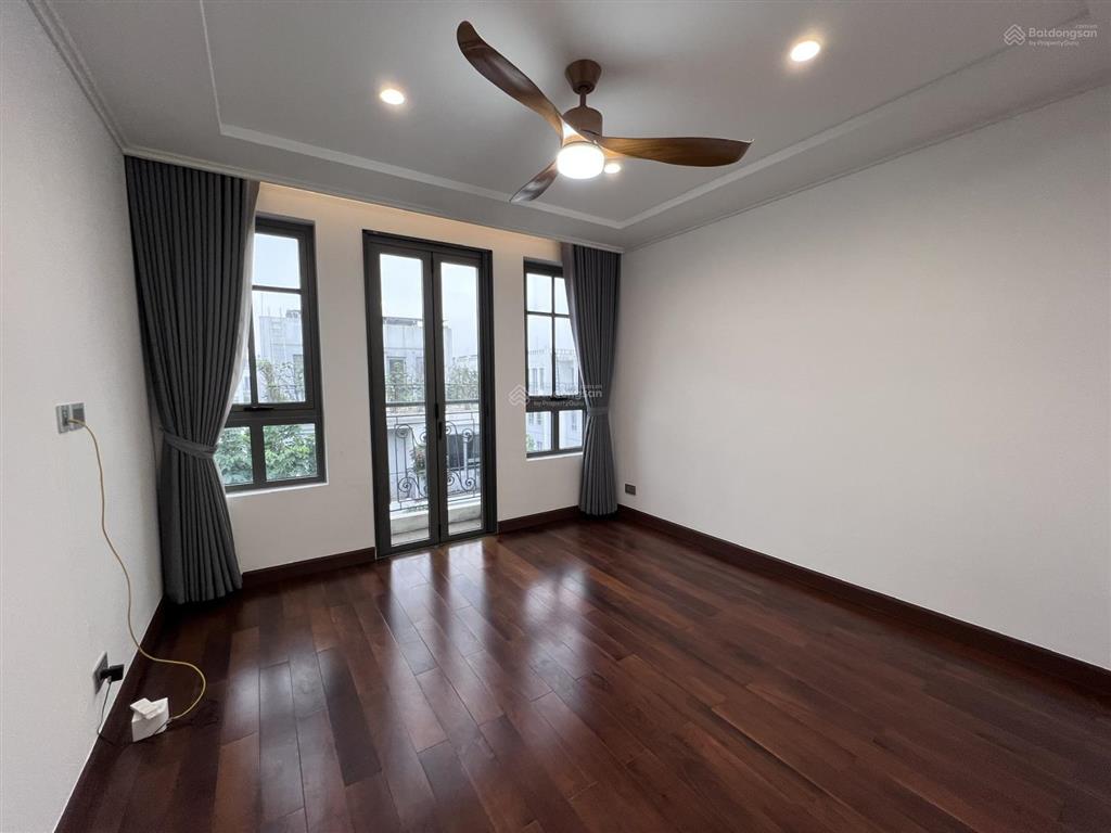 Cho thuê nguyên căn tại nhân chính  thanh xuân, dt 50m2*4 tầng, ở gia đình, văn phòng... giá 17tr