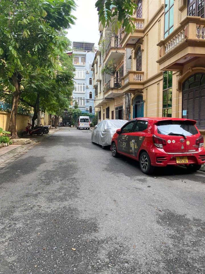 Cho thuê nguyên căn tại nhân chính  thanh xuân, dt 50m2*4 tầng, ở gia đình, văn phòng... giá 17tr