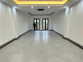 Cho thuê sàn văn phòng  đại kim, thang máy, nhà mới hoàn thiện mới 100%, dt 65m2, giá thuê 8tr/th