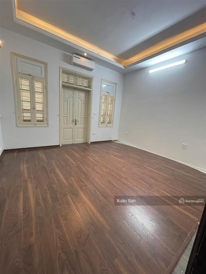 Chuyển lên chung cư cần cho thuê nhà riêng nguyễn cảnh dị  dt 55m*4 tầng, đủ điều hòa, giá 16,5tr