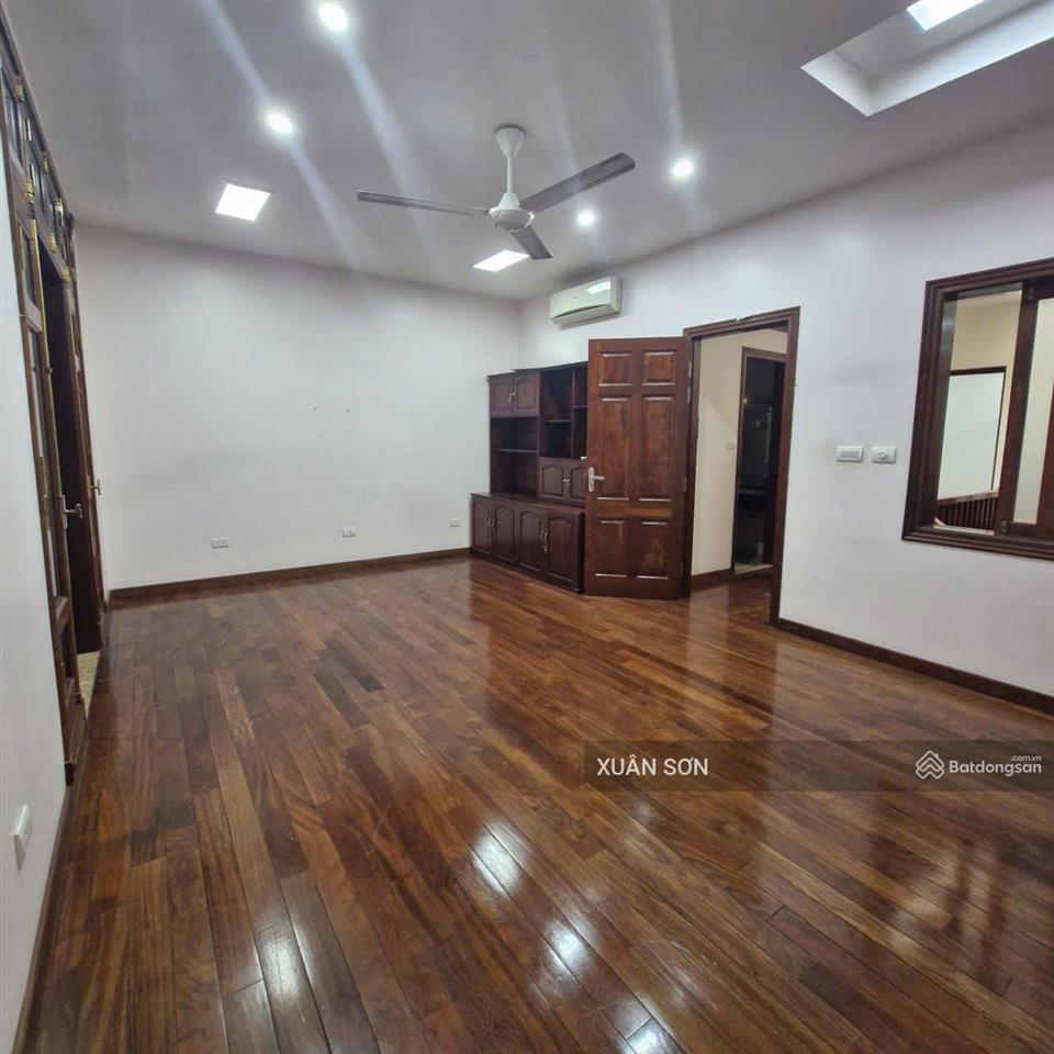 Cho thuê nhà đại kim  nguyễn cảnh dị  dt 60m2 x 5 tầng, đường 3 làn ô tô, vp công ty. 18tr/th