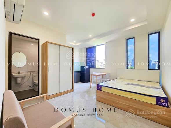 Phòng cửa sổ mới xây full tiện nghi phạm văn bạch