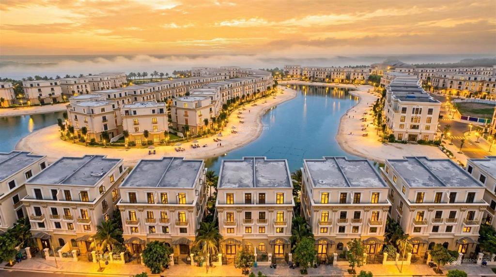Căn song lập phân khu hoàng gia tại vũ yên chỉ 13, x tỷ