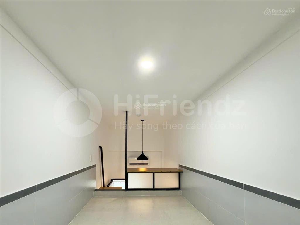 Phòng trọ cao cấp giá rẻ  gần đầm sen, full nt thang máy hầm xe