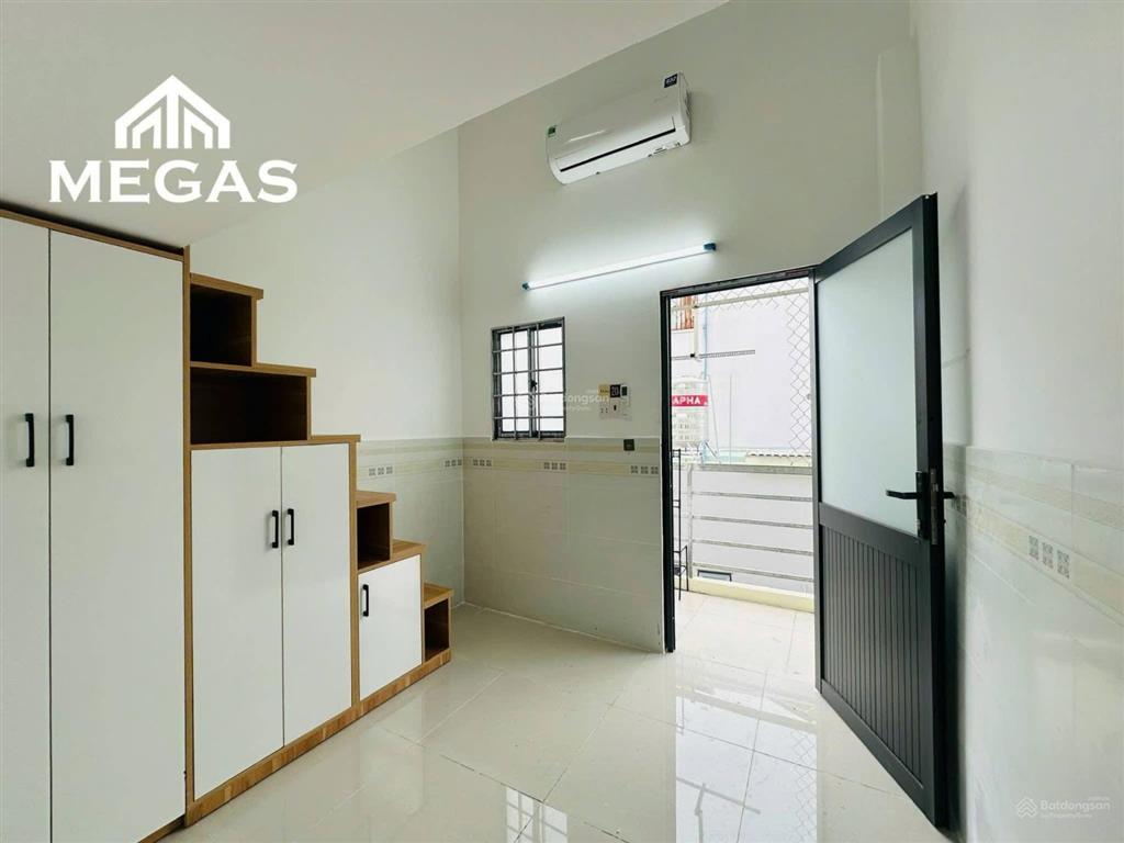 Phòng trọ bancol  full nt mới xây gần đầm sen  ngã tư bốn xã đh văn hiến