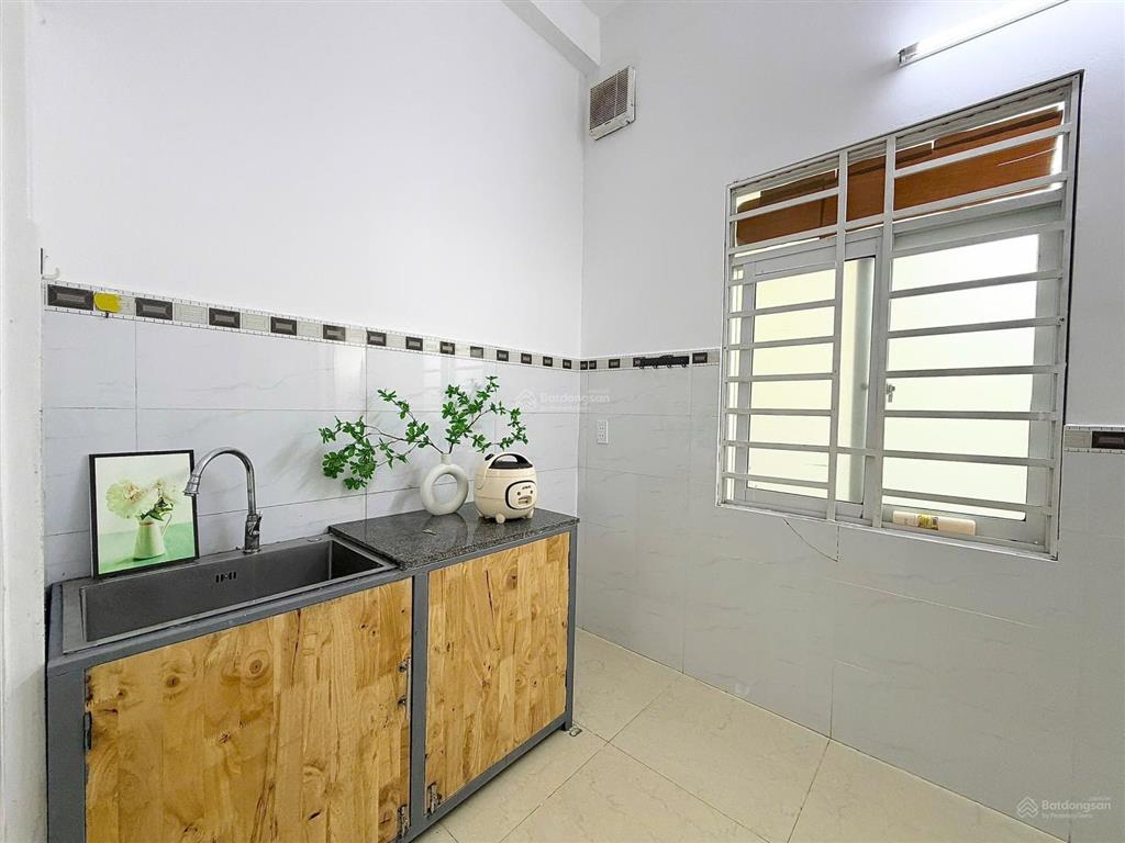 Phòng trọ giá rẻ  full nt gần sân bay tân sơn nhất  etown cộng hoà