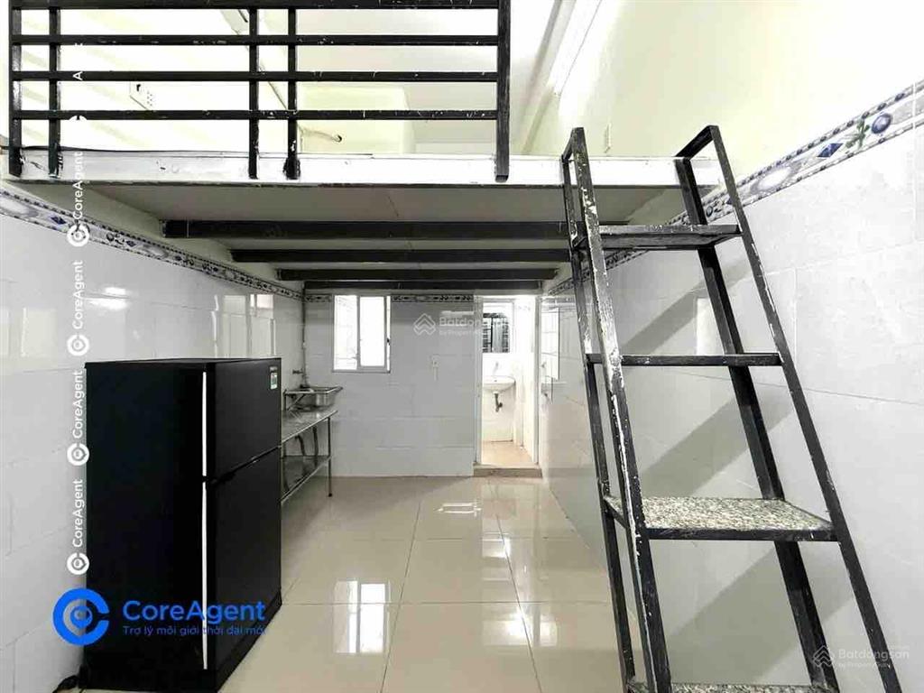 Cho thuê phòng trọ đầy đủ nội thất  có thang máy bảo vệ ngay trung tâm tân bình