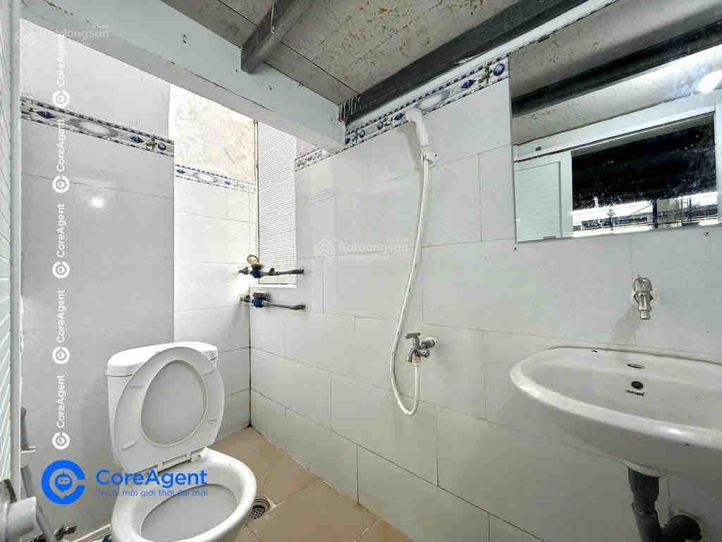 Cho thuê phòng trọ đầy đủ nội thất  có thang máy bảo vệ ngay trung tâm tân bình